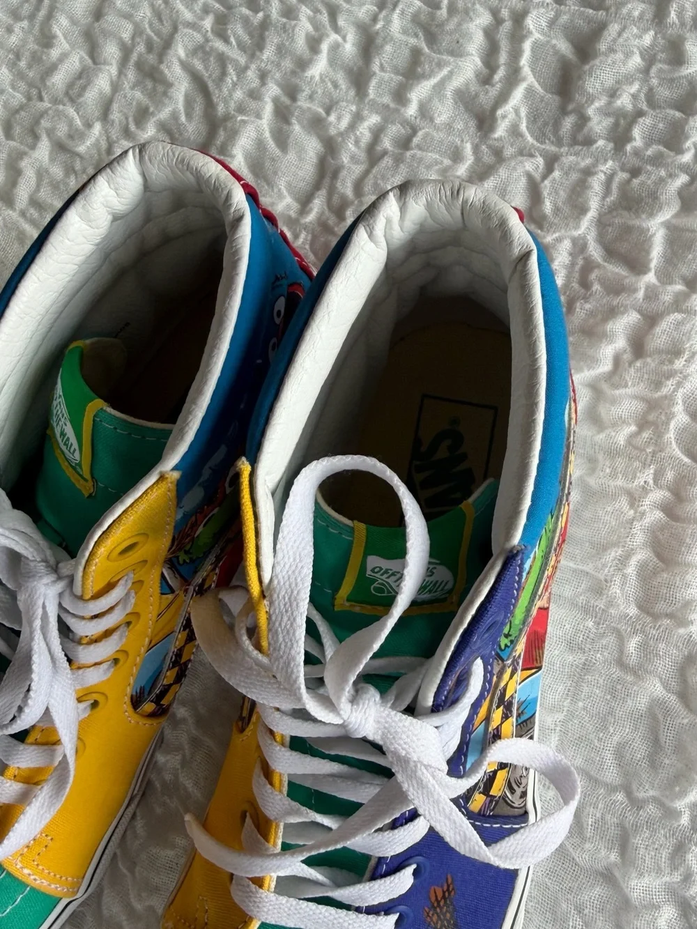 Vans x Sesame Street Sk8-hi High Top Sneakers Women’s 9.5 Men’s 8